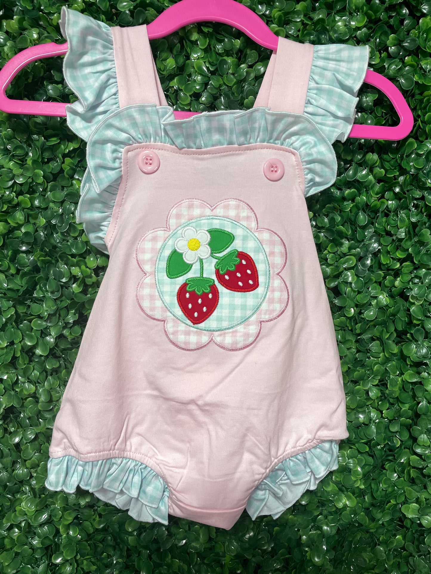Delilah’s Strawberry Delight Sister Collection