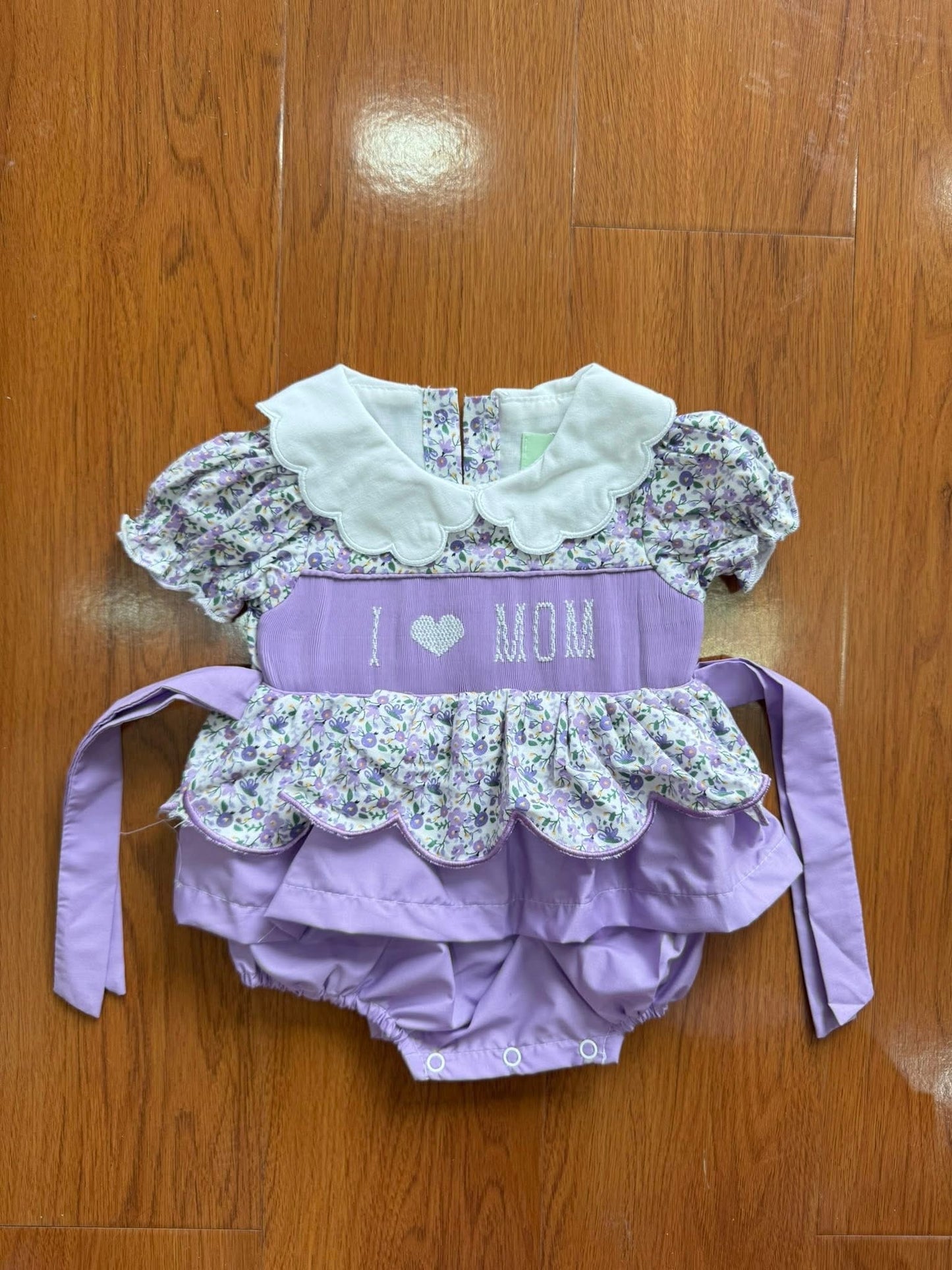 I π MOM Smock Collection