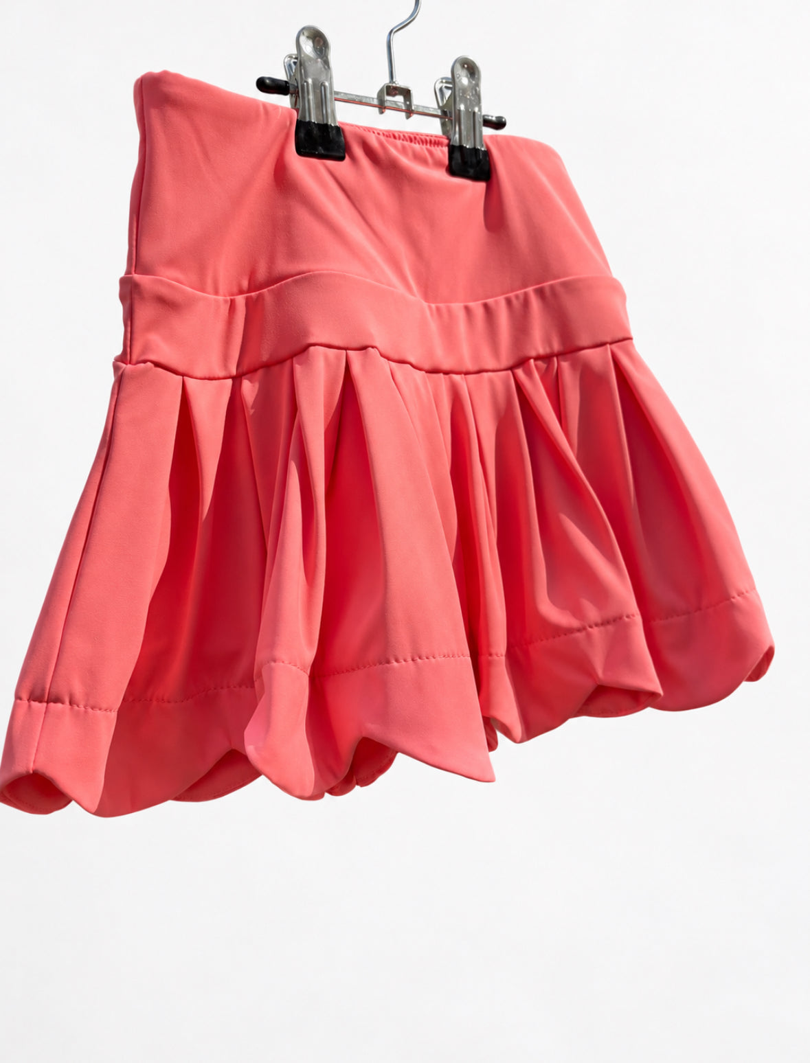 Scalloped Pleated ￼Athletic Skorts