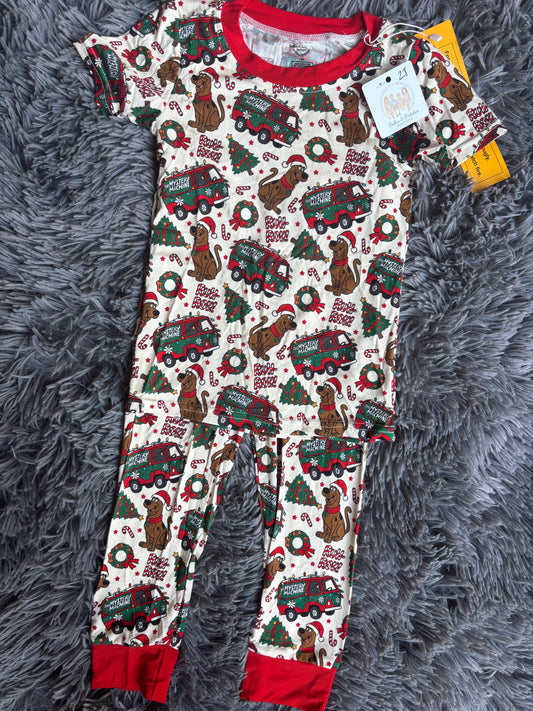 Ruh-Roh Santas Coming Bamboo