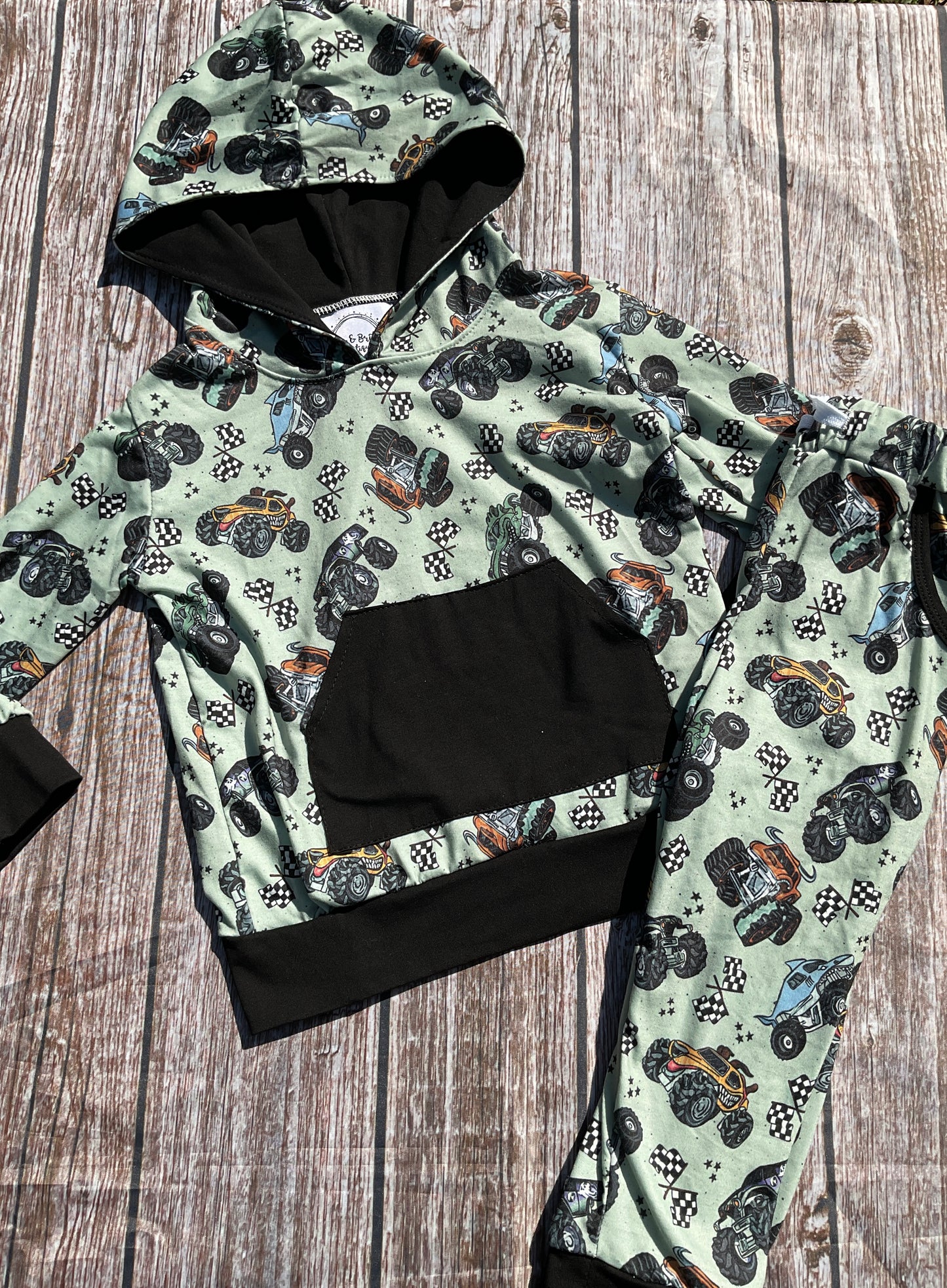 Smashing Into Winter Boy Pants Set