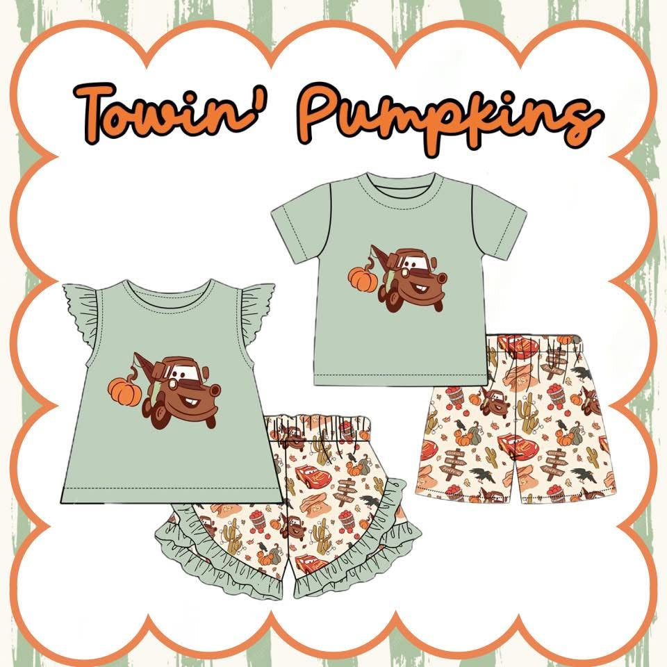 Towin’ Pumpkins Sibling Match
