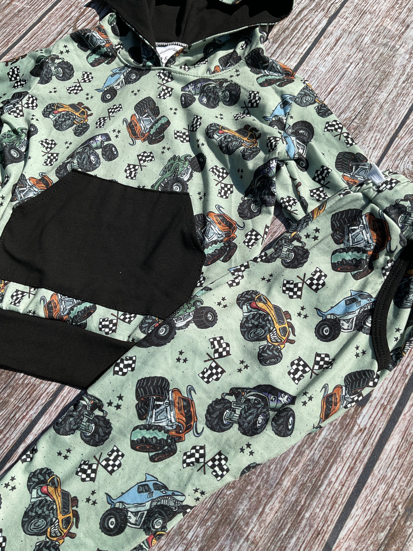 Smashing Into Winter Boy Pants Set