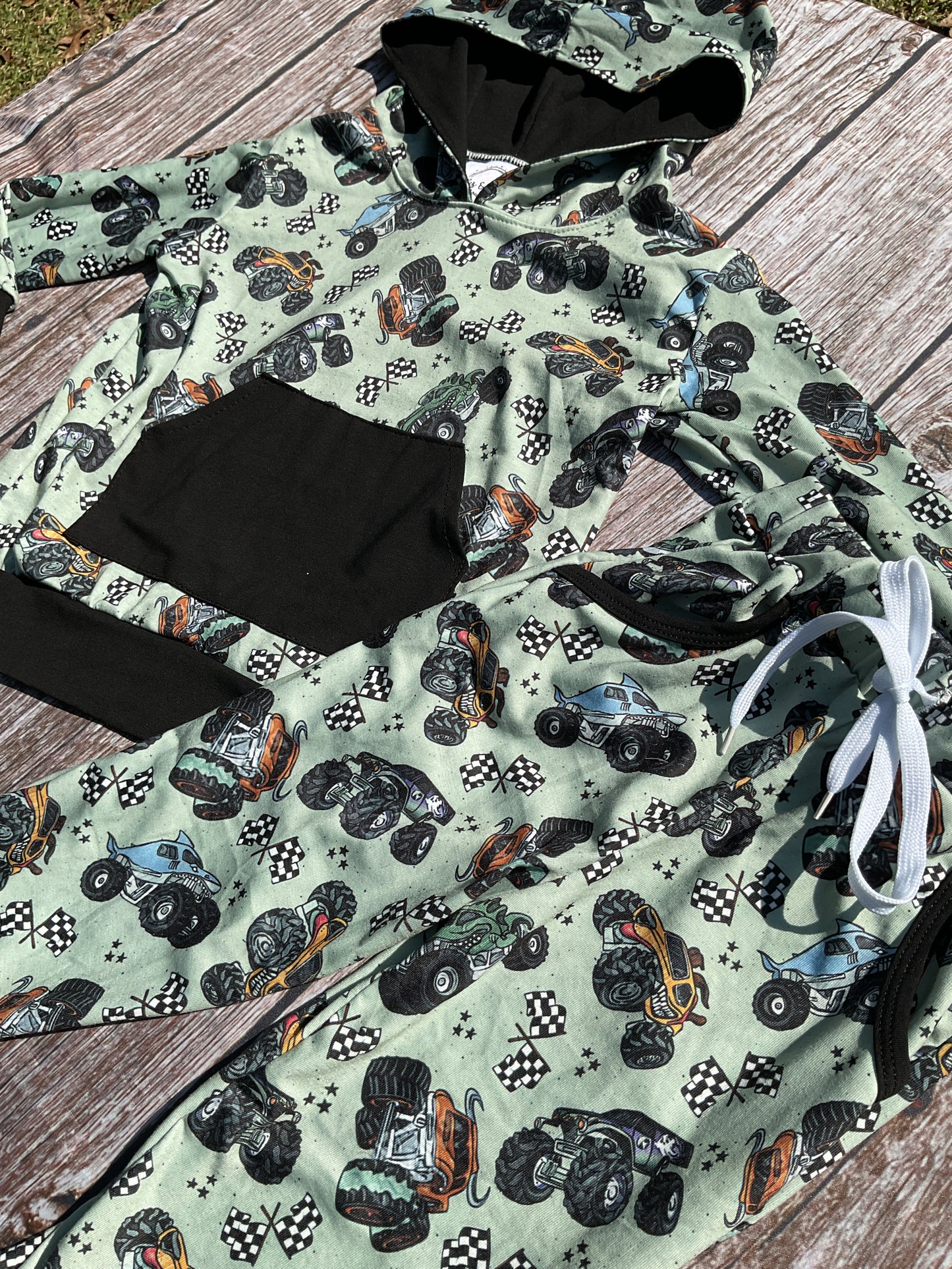 Smashing Into Winter Boy Pants Set