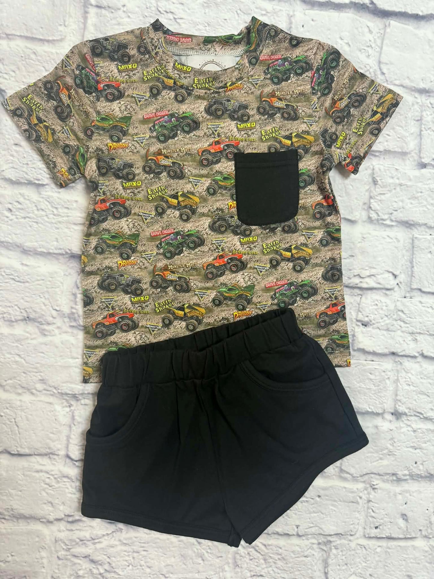 Rumble & Roll Short Set