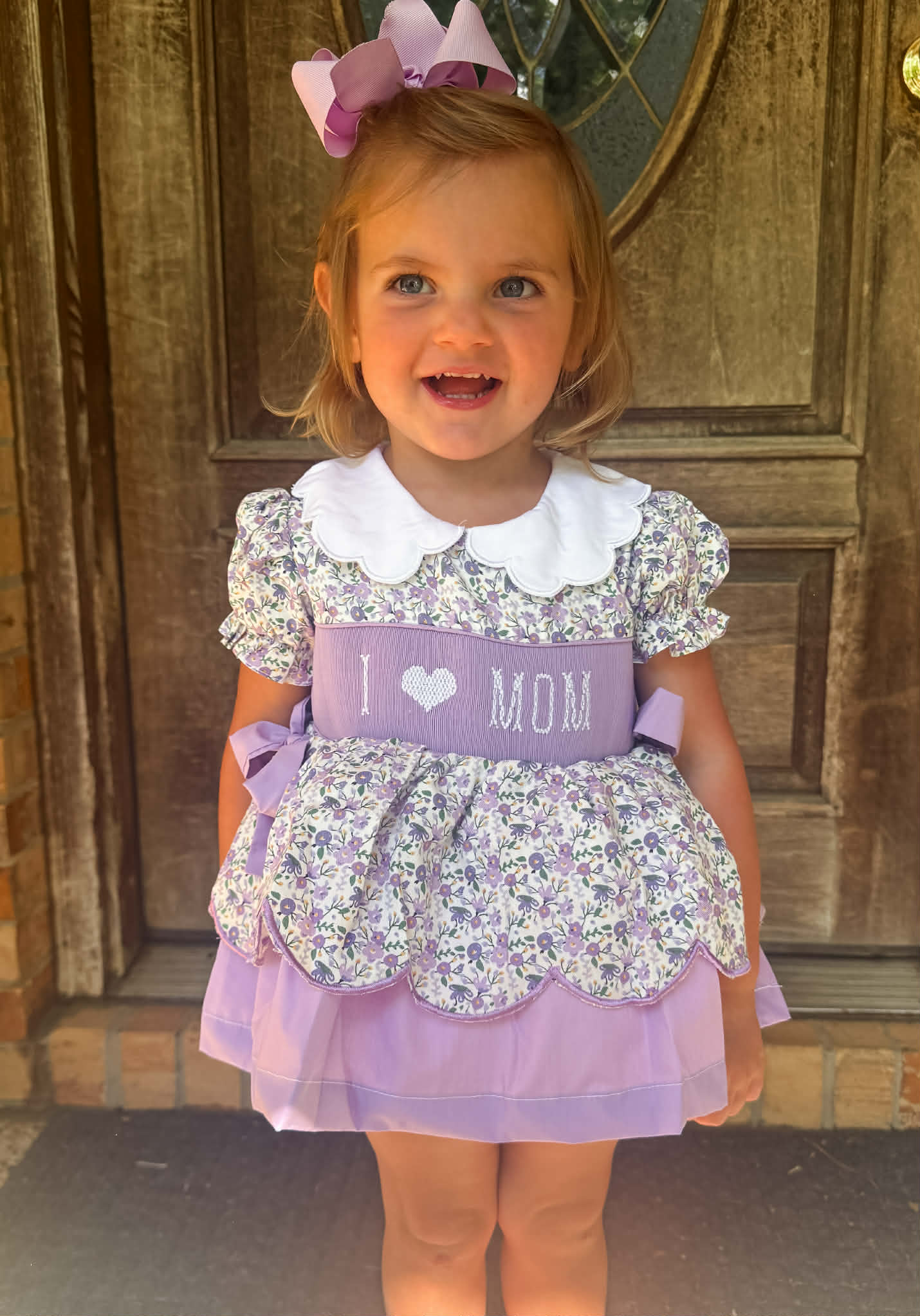 I 💟 MOM Smock Collection